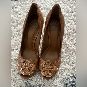 Tory Burch Peep-Toe Wedges – Classic Brown- Size 8